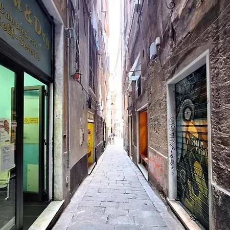 Xenia - In Via Delle Vigne 5 * Genova