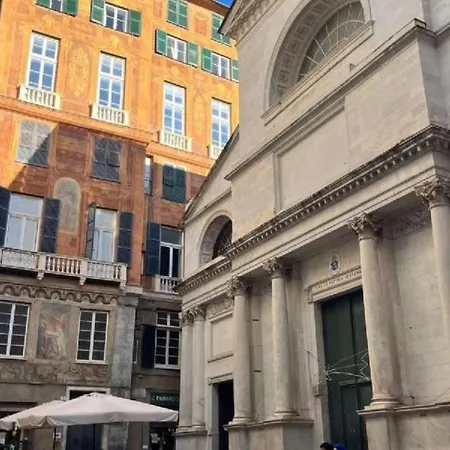 Xenia - In Via Delle Vigne 5 * Genova