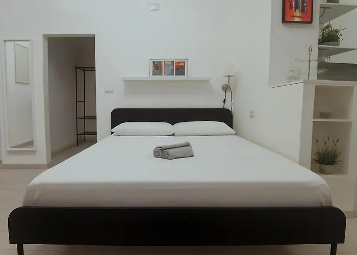 Xenia - In Via Delle Vigne 5 * Genova